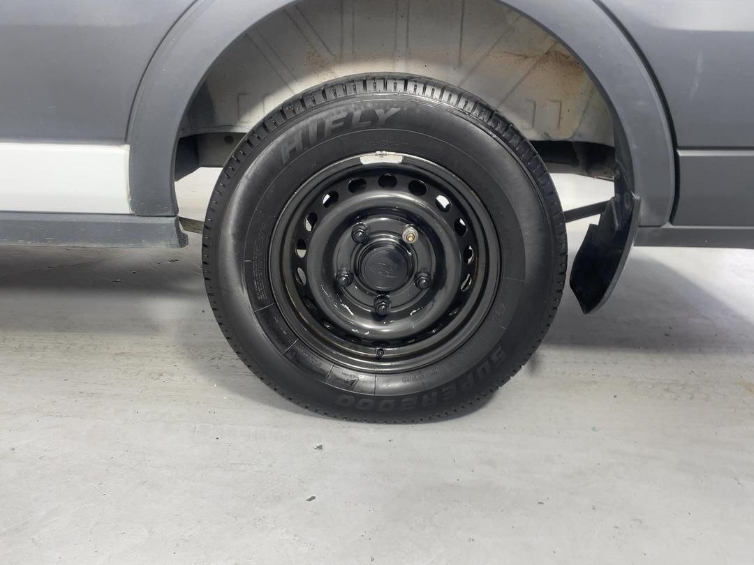Photo '11' of Ford Transit