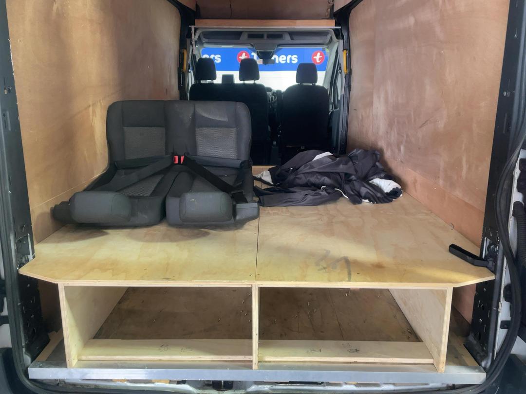 Photo '14' of Ford Transit