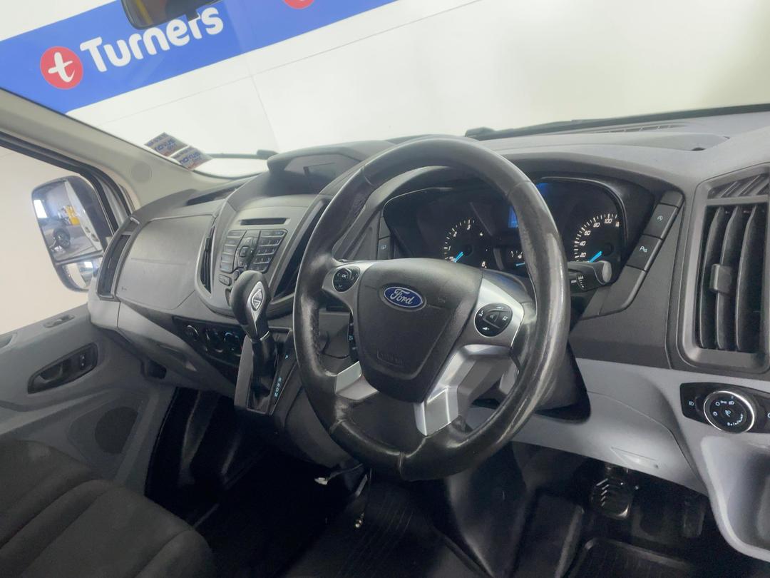 Photo '17' of Ford Transit