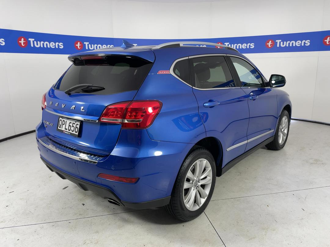 Photo '7' of Haval H2