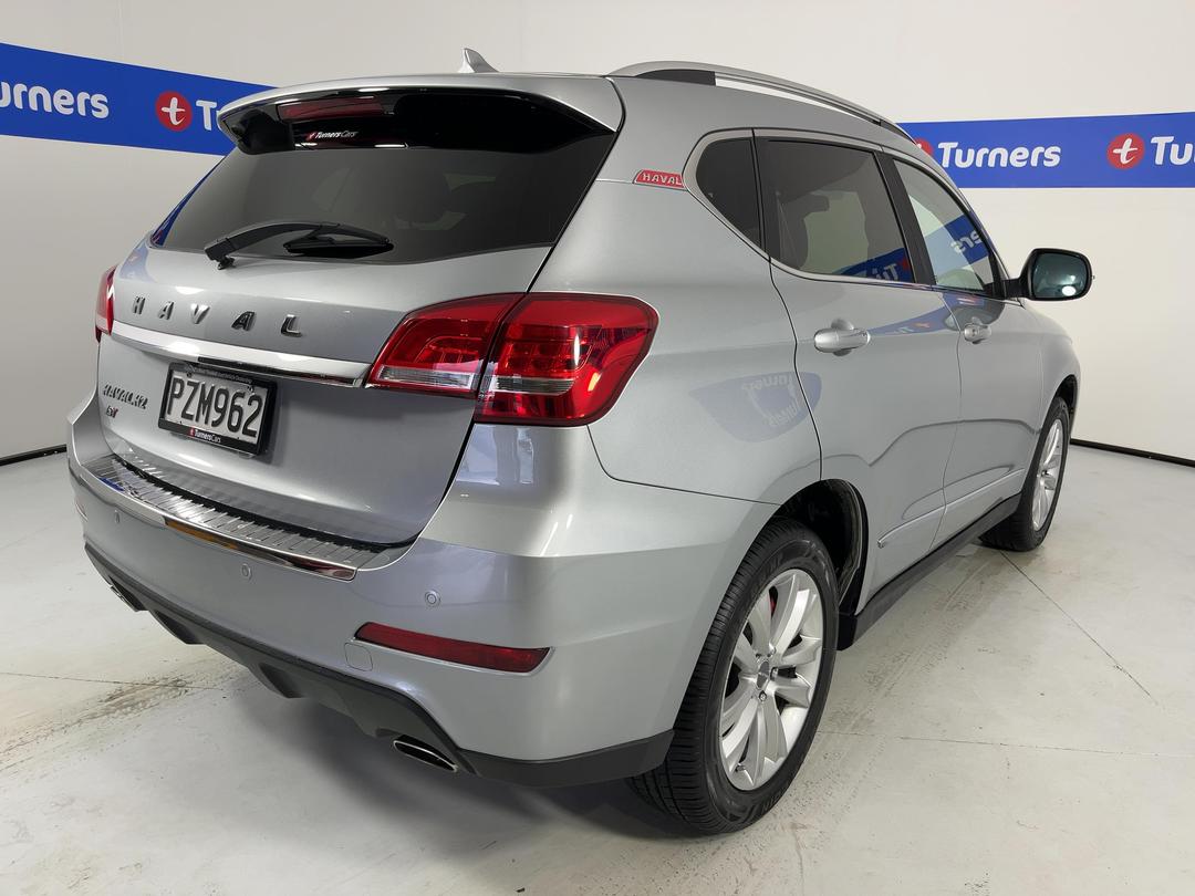 Photo '7' of Haval H2