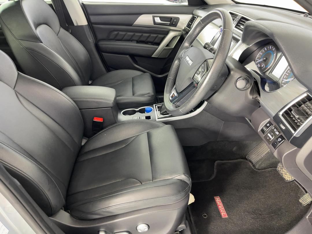 Photo '16' of Haval H2