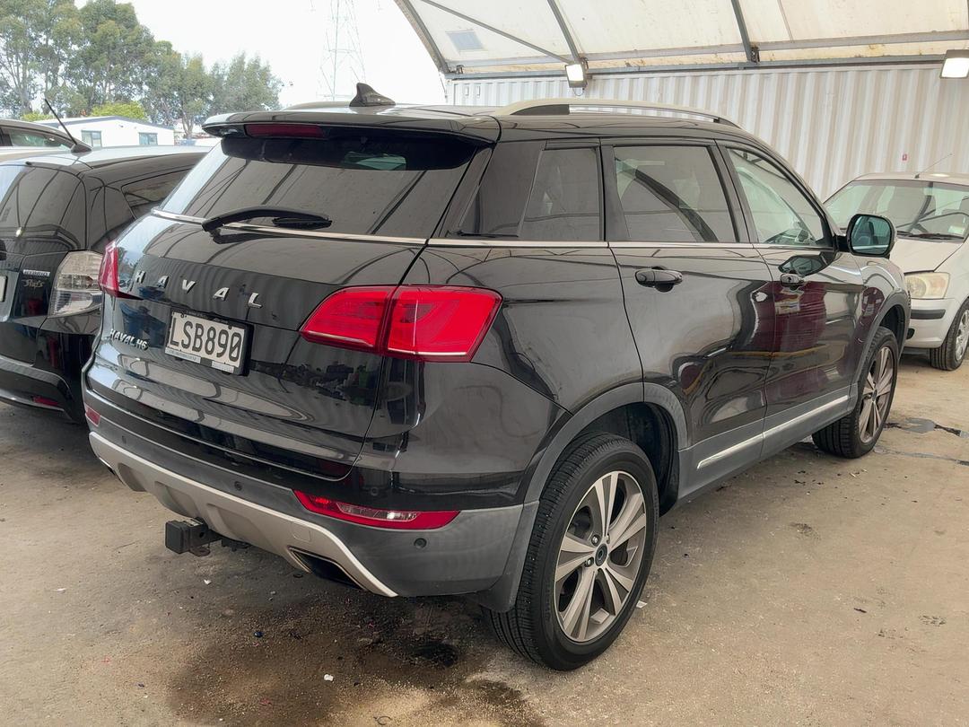 Photo '5' of Haval H6 LUX Photo '5' of Haval H6 LUX