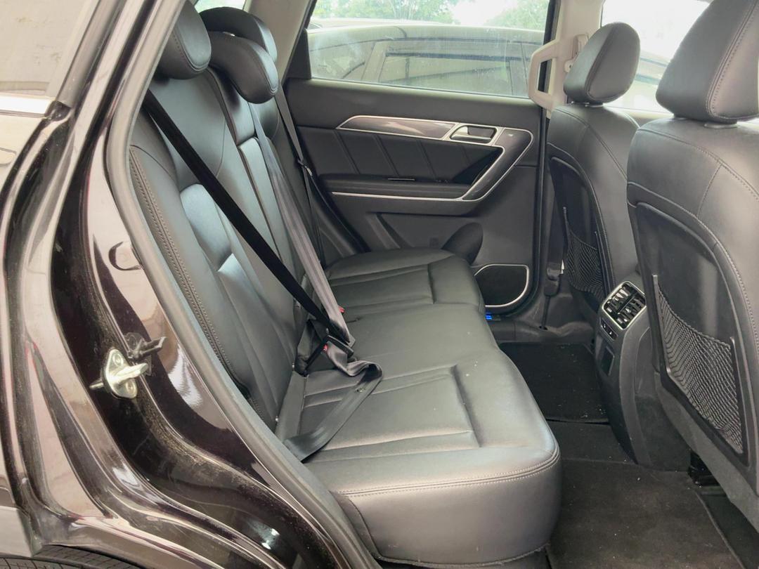 Photo '8' of Haval H6 LUX Photo '8' of Haval H6 LUX