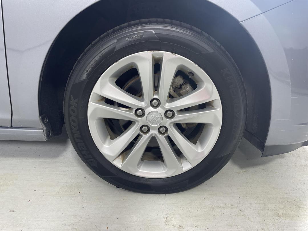 Photo '9' of Holden Astra