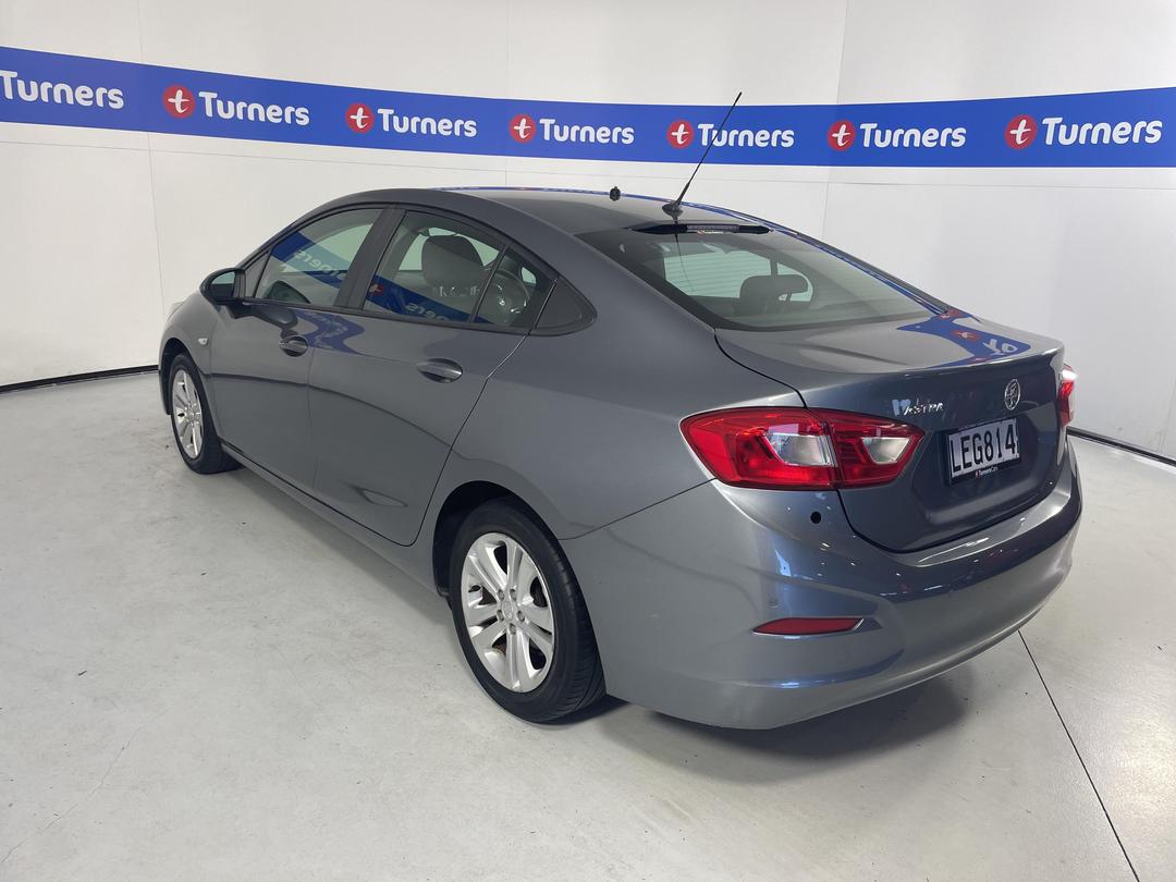 Photo '5' of Holden Astra