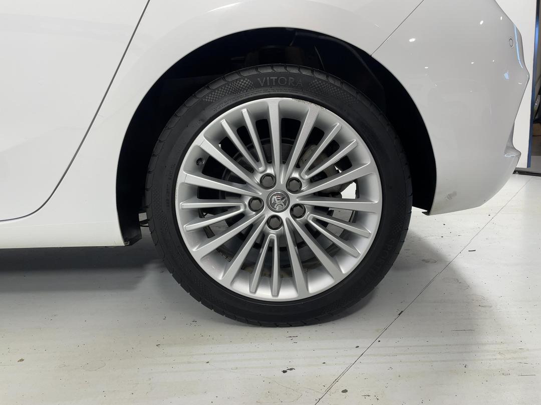 Photo '11' of Holden Astra