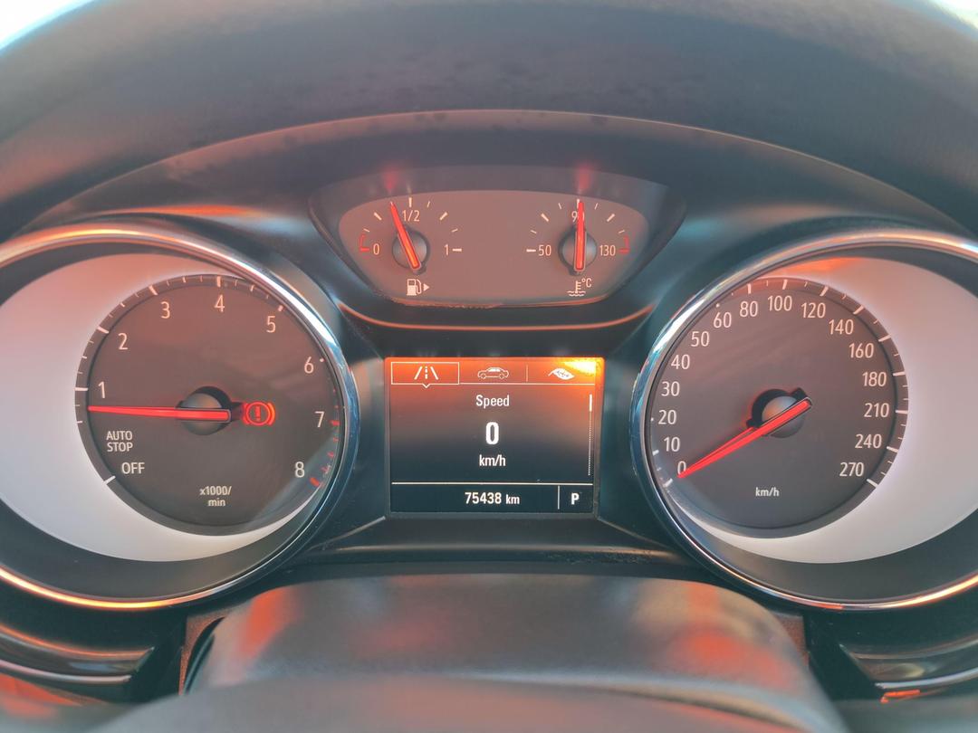 Photo '21' of Holden Astra