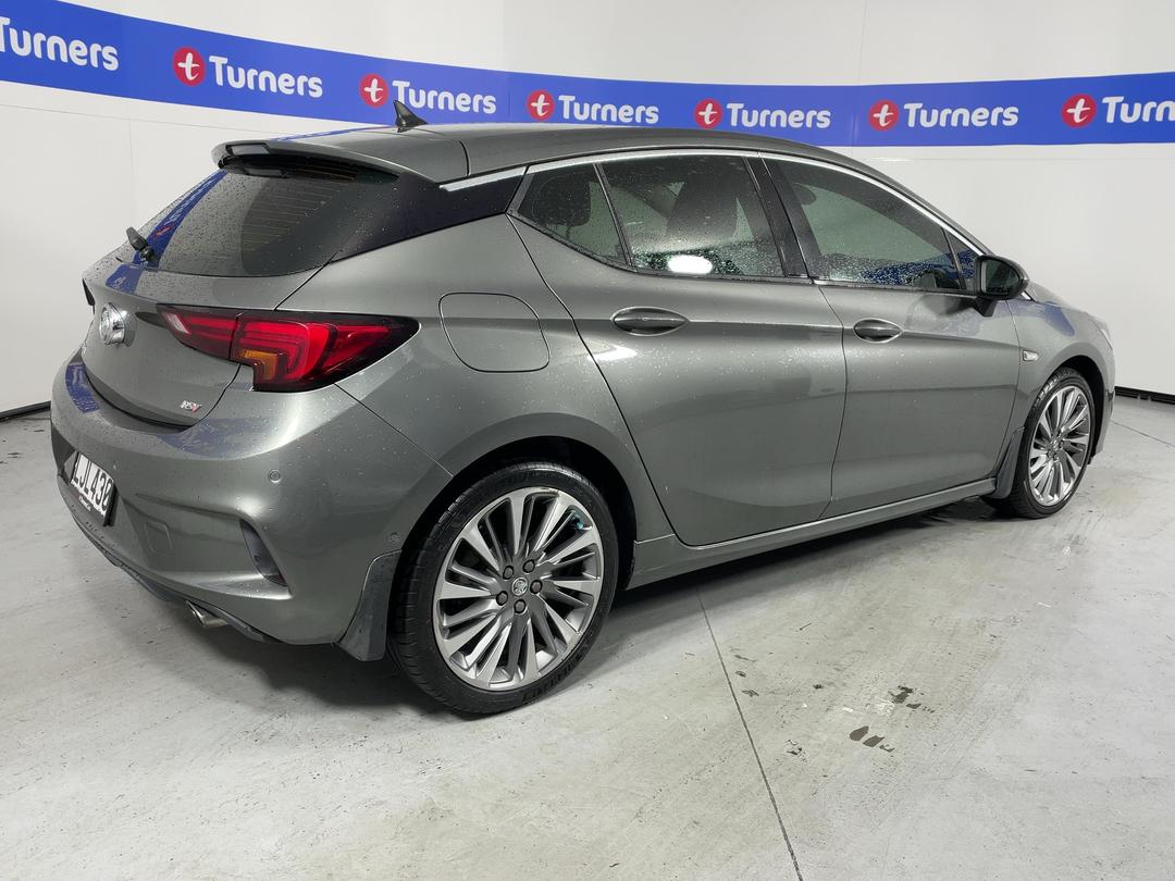 Photo '7' of Holden Astra