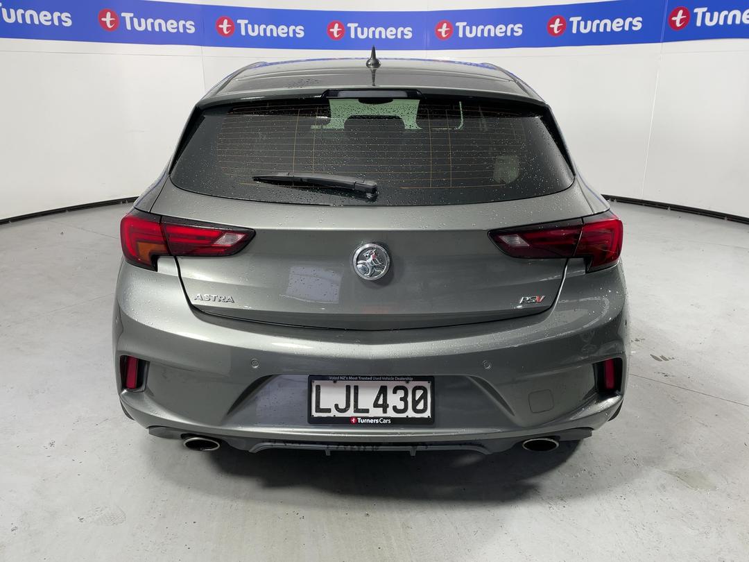 Photo '6' of Holden Astra