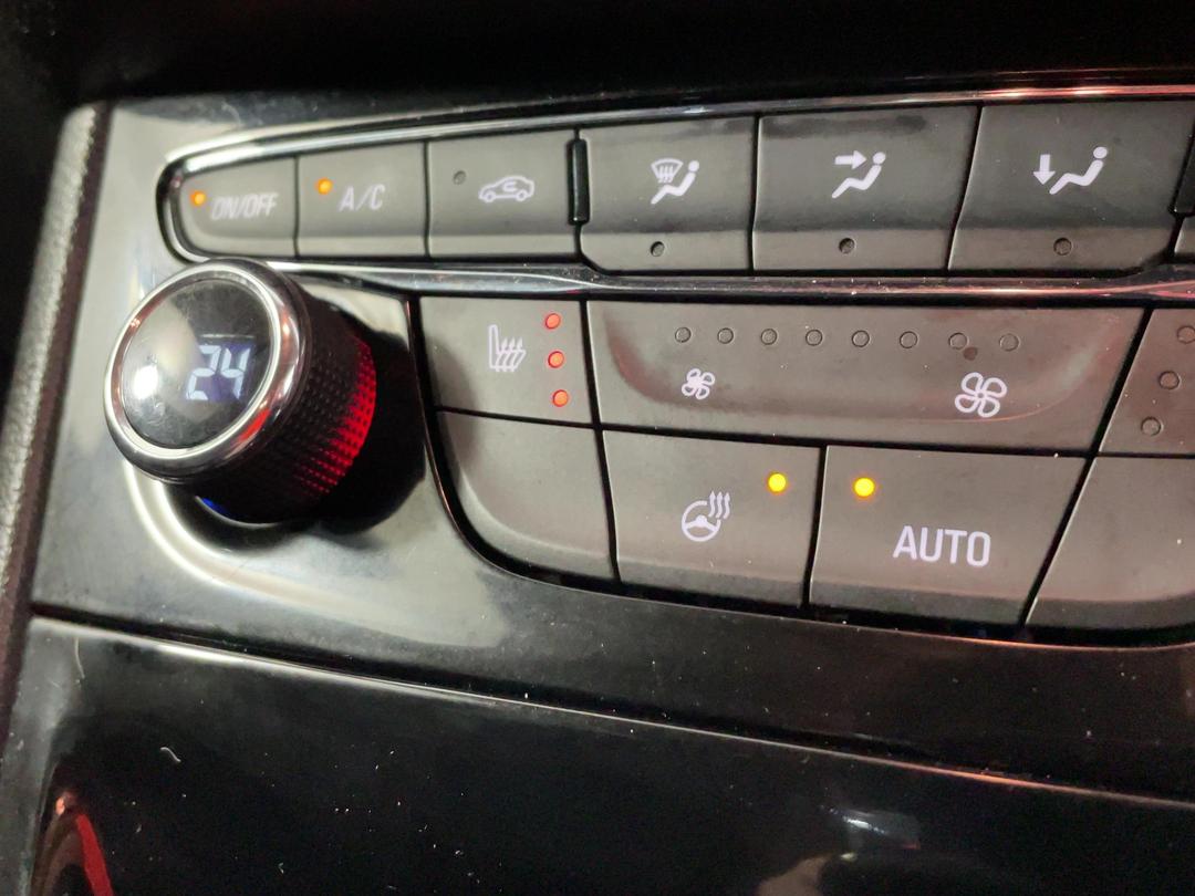 Photo '27' of Holden Astra