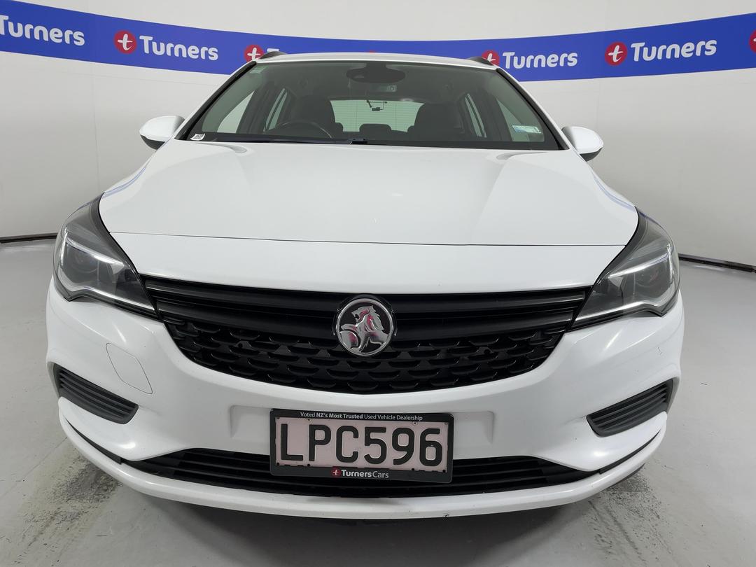 Photo '2' of Holden Astra