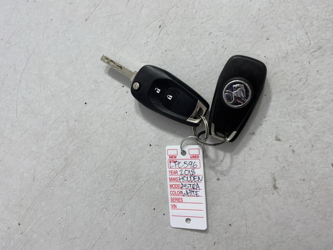 Photo '22' of Holden Astra