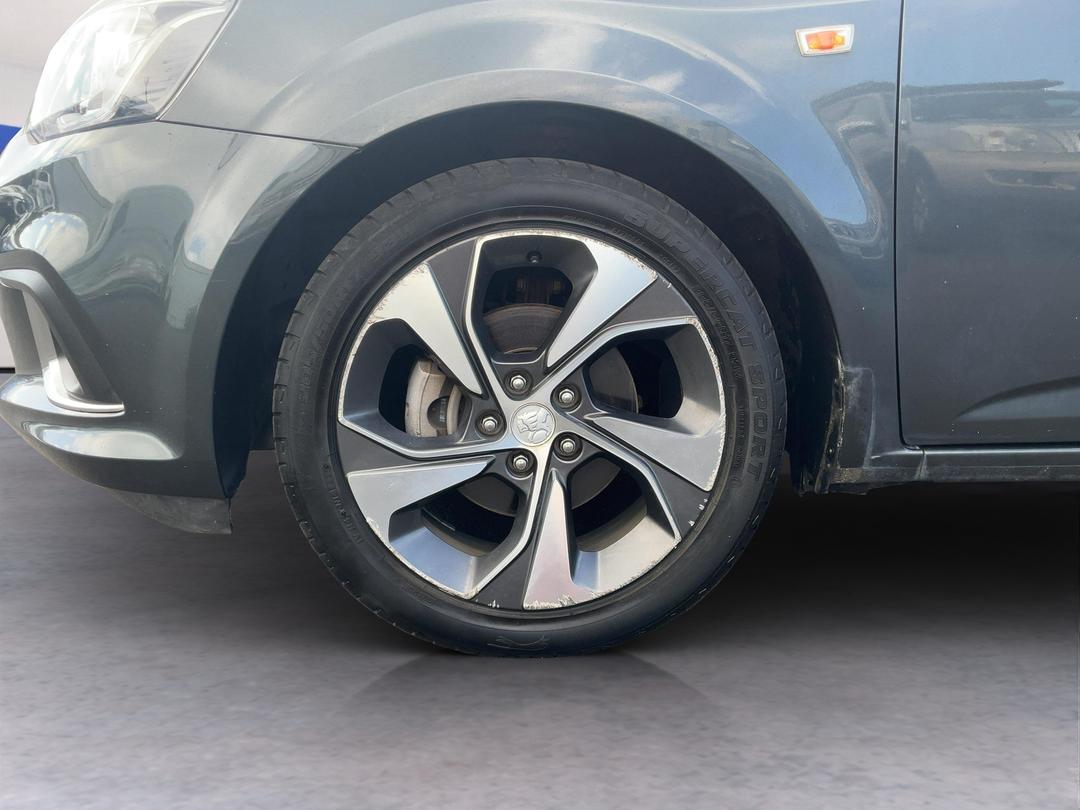 Photo '10' of Holden Barina