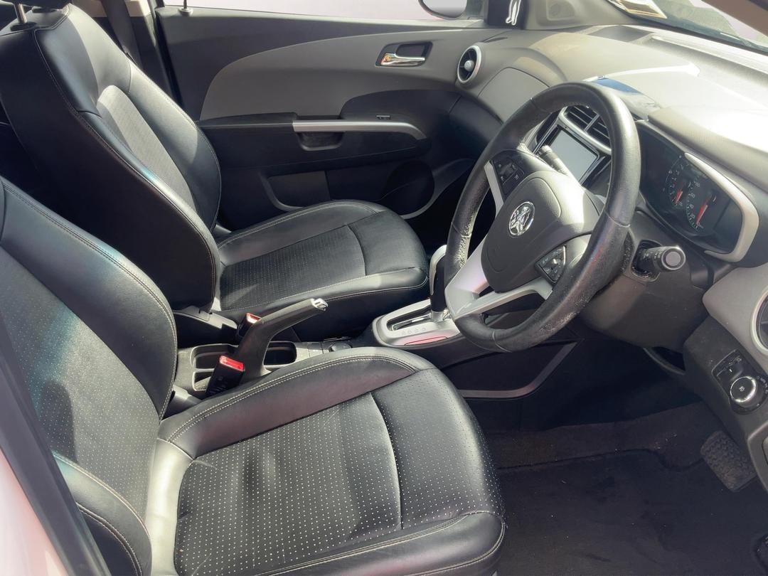 Photo '16' of Holden Barina
