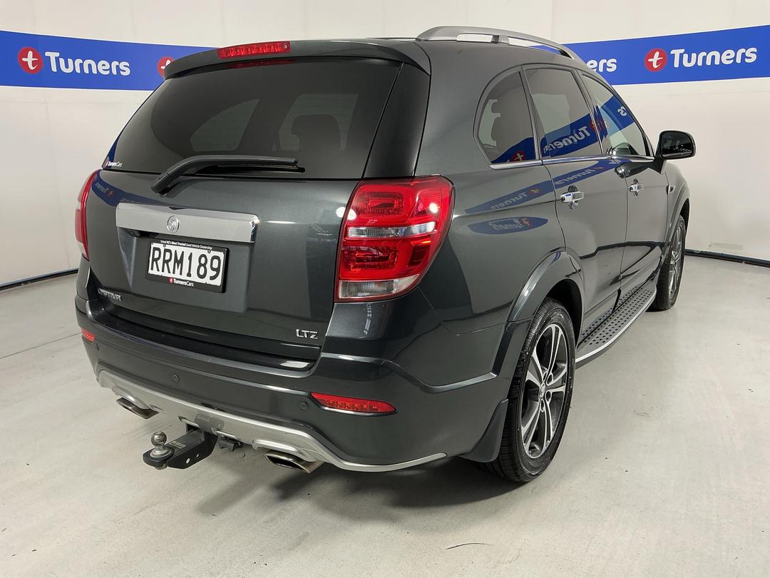 Photo '7' of Holden Captiva 7