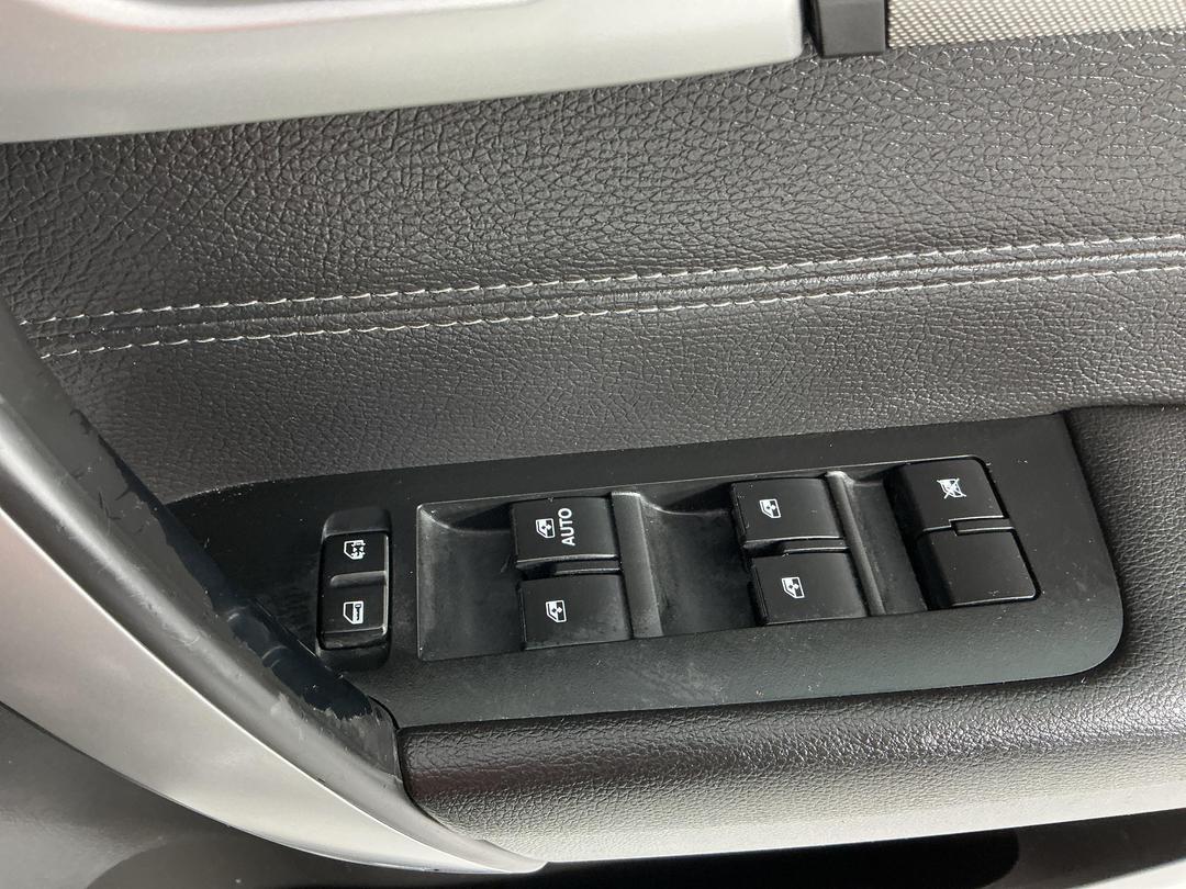 Photo '27' of Holden Captiva 7