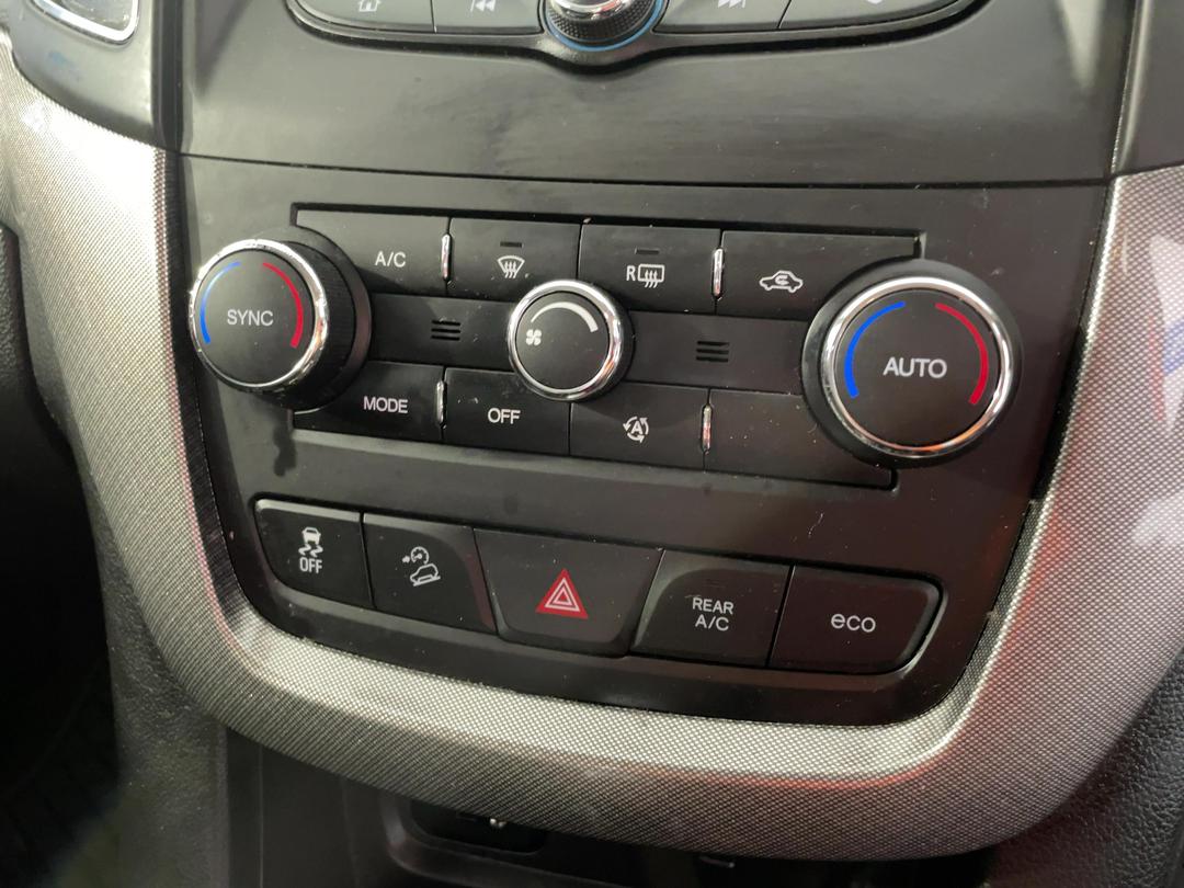Photo '32' of Holden Captiva 7