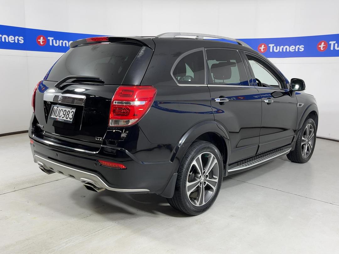 Photo '7' of Holden Captiva 7