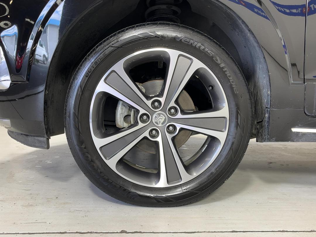 Photo '10' of Holden Captiva 7