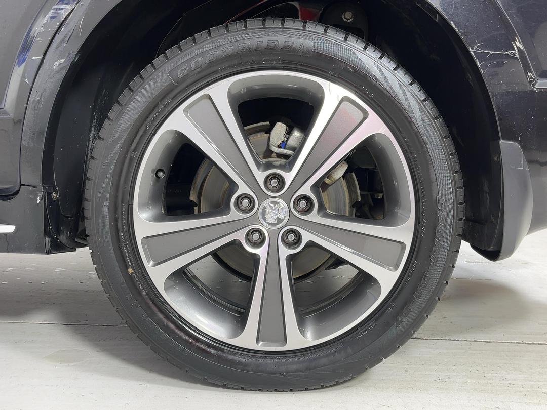 Photo '11' of Holden Captiva 7