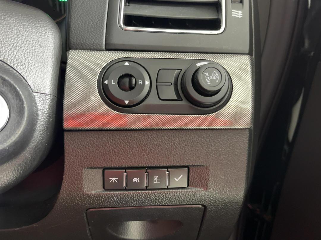 Photo '27' of Holden Captiva 7