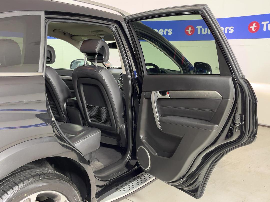 Photo '19' of Holden Captiva 7