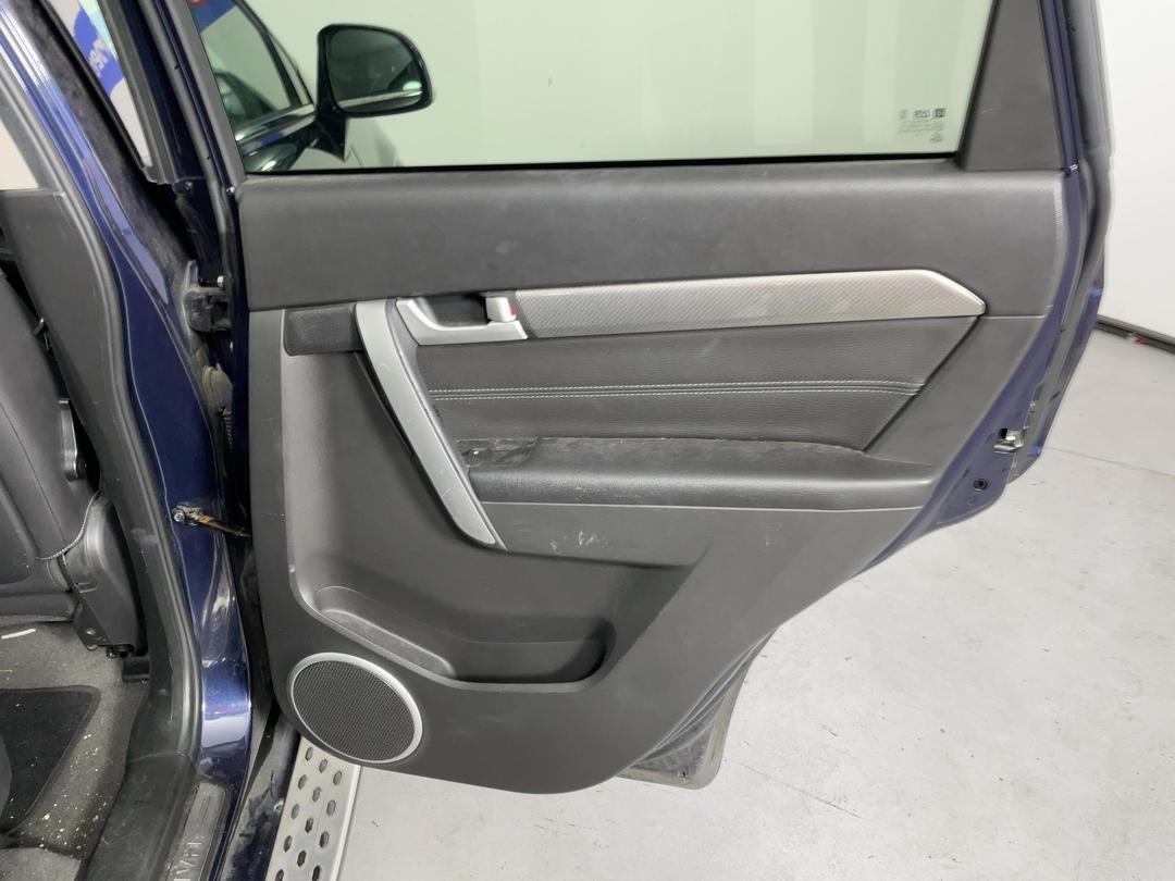 Photo '19' of Holden Captiva 7