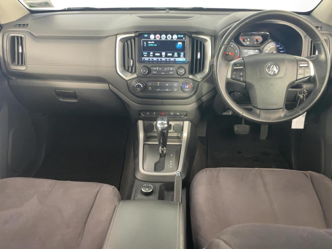Photo '17' of Holden Colorado