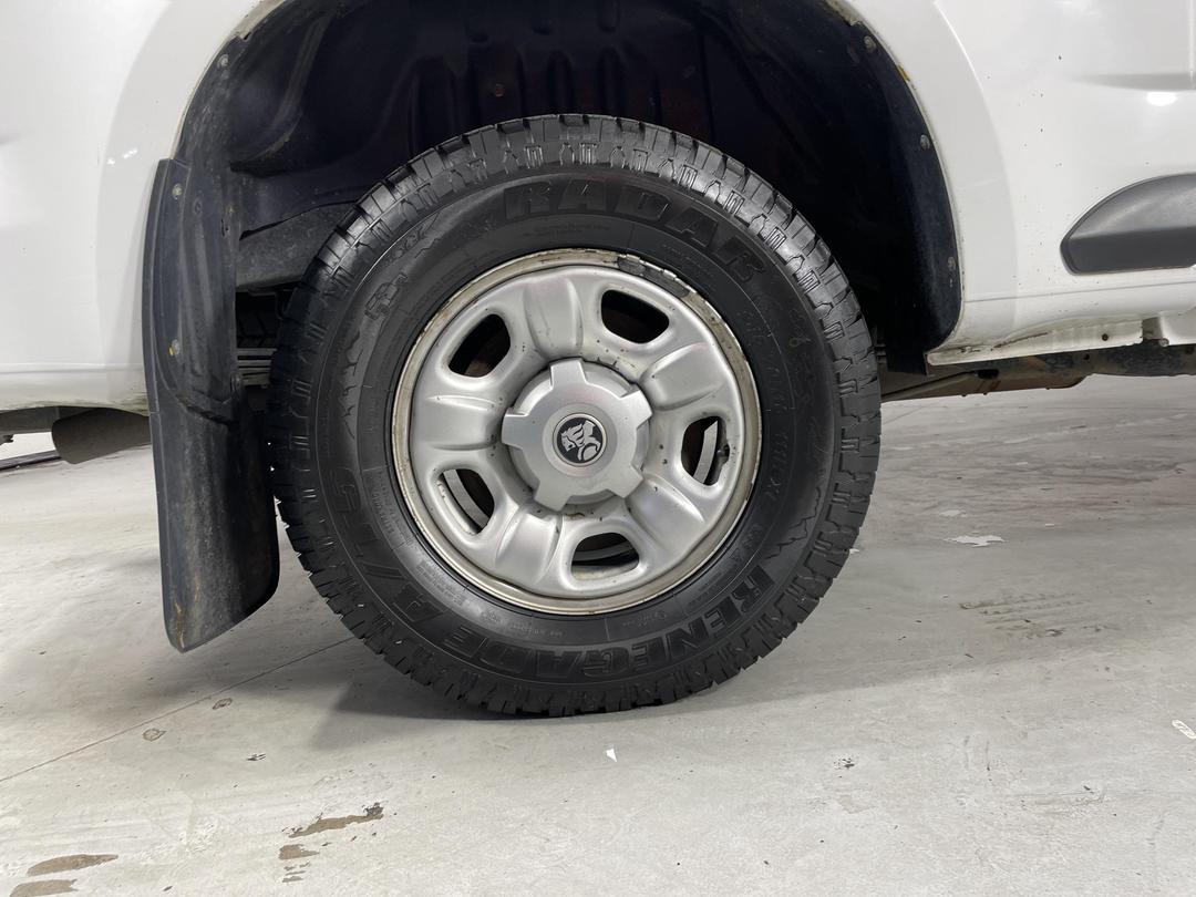 Photo '12' of Holden Colorado