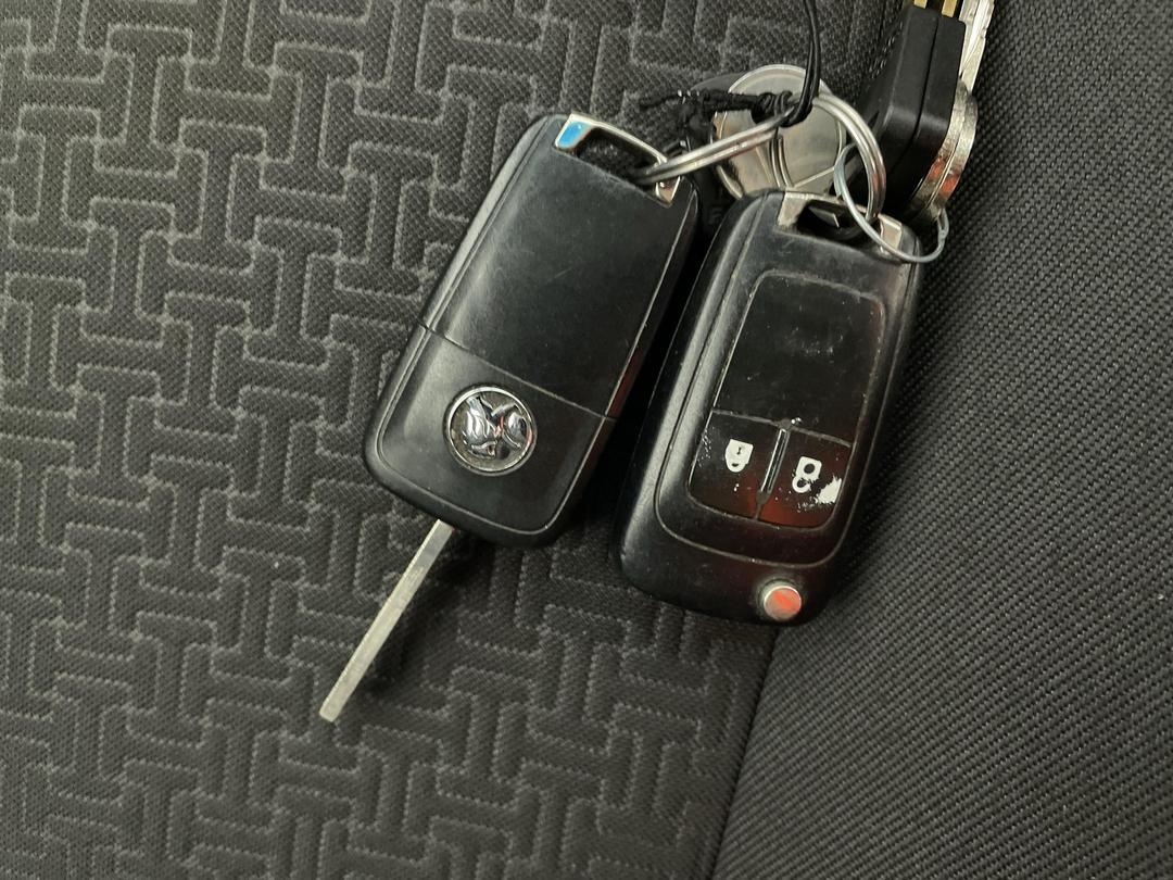 Photo '22' of Holden Colorado