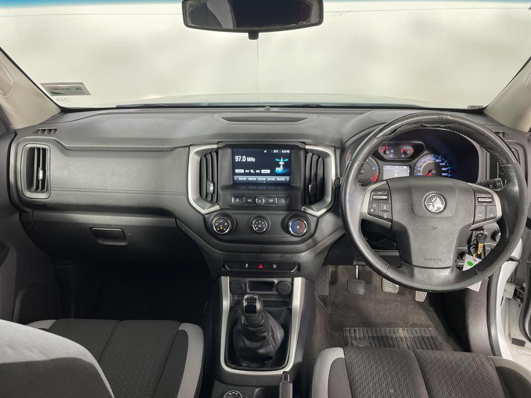 Photo '17' of Holden Colorado