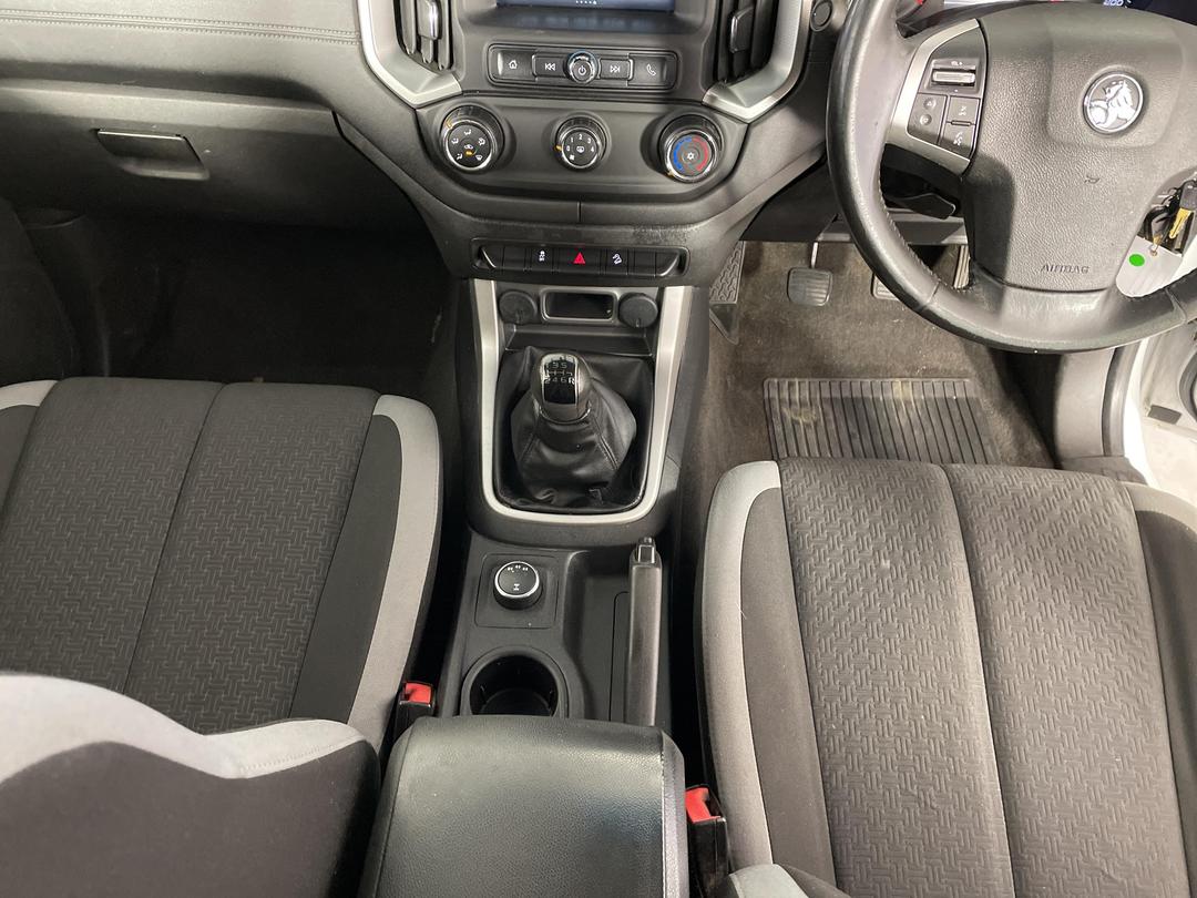 Photo '18' of Holden Colorado