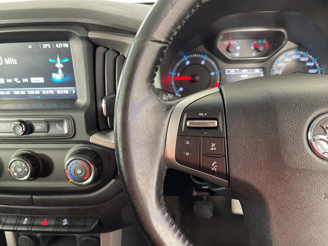 Photo '28' of Holden Colorado