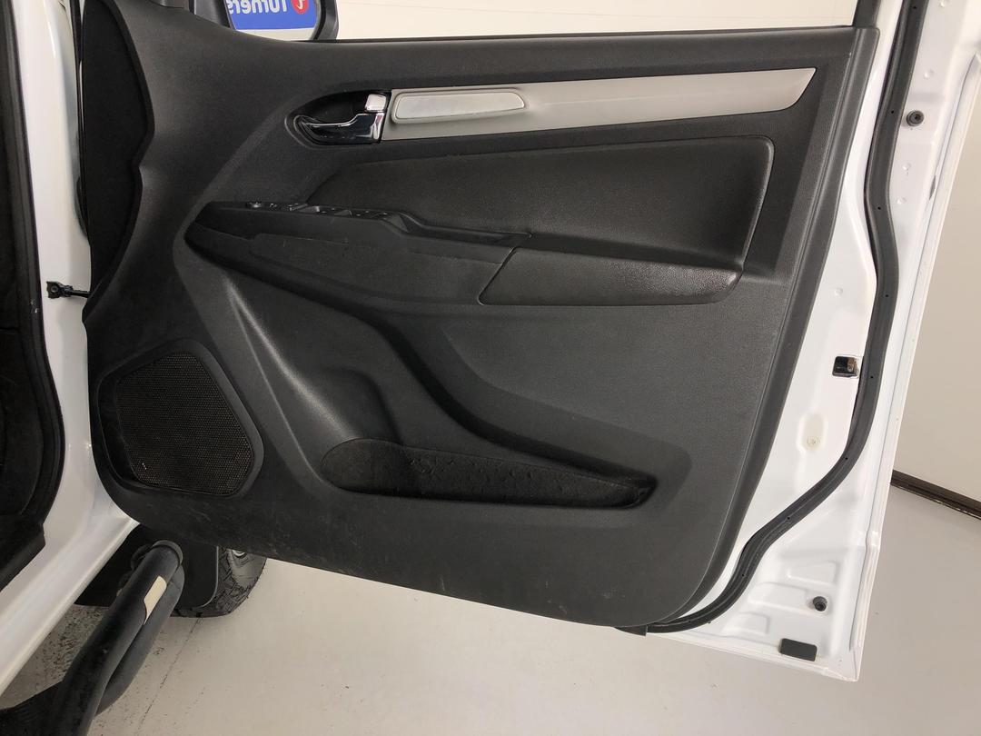 Photo '15' of Holden Colorado