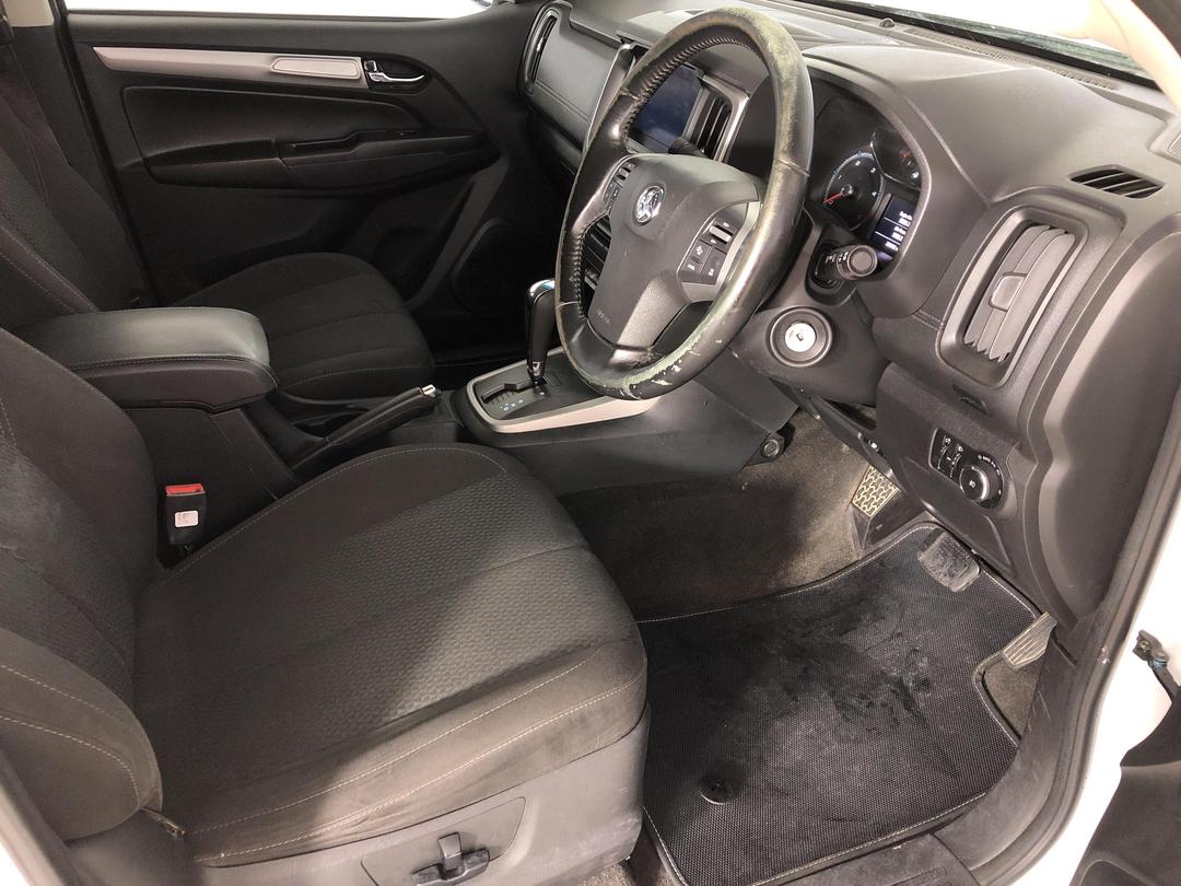 Photo '16' of Holden Colorado