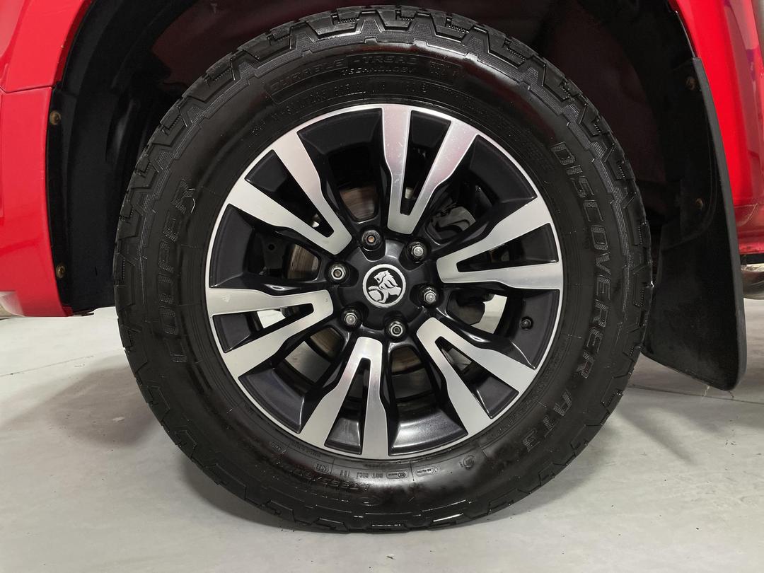 Photo '10' of Holden Colorado