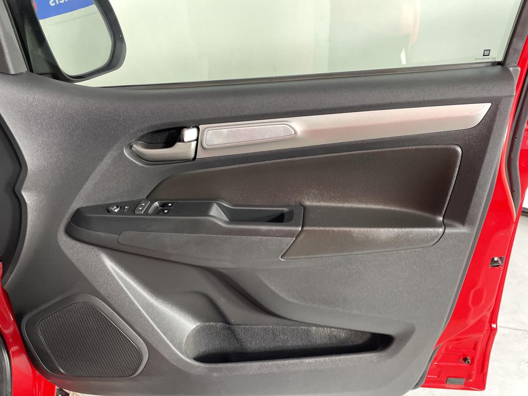 Photo '15' of Holden Colorado