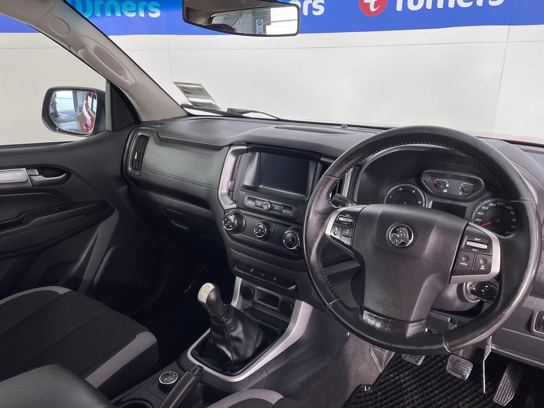 Photo '17' of Holden Colorado