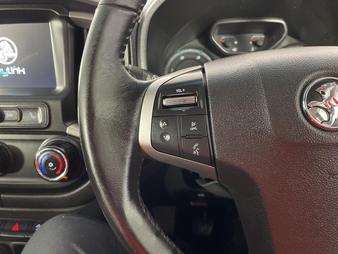 Photo '26' of Holden Colorado