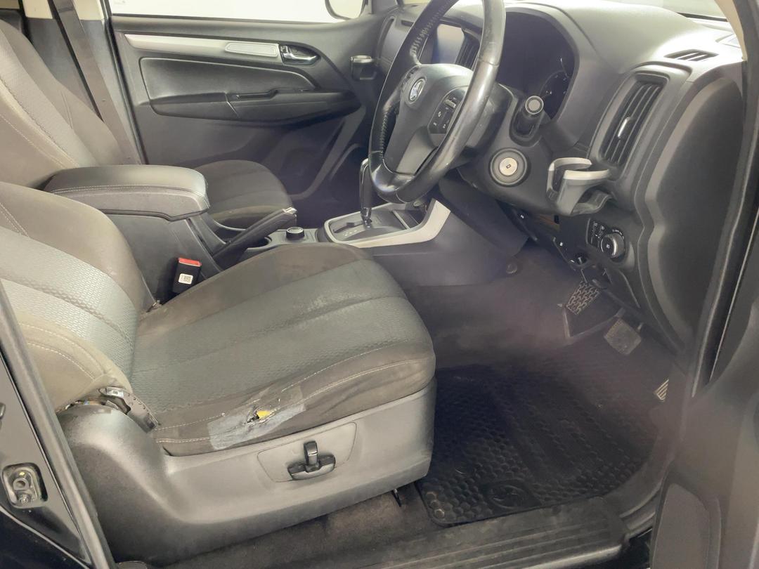 Photo '16' of Holden Colorado