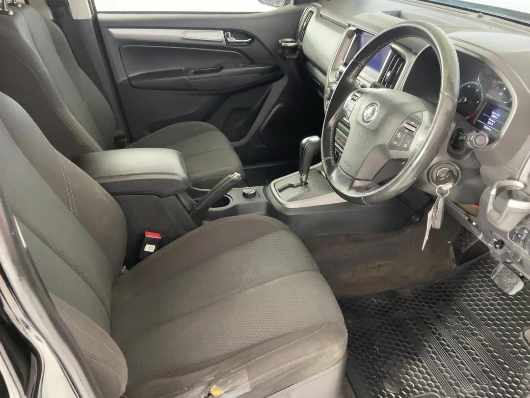 Photo '16' of Holden Colorado