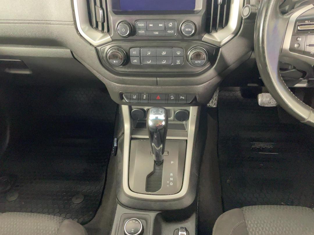 Photo '18' of Holden Colorado
