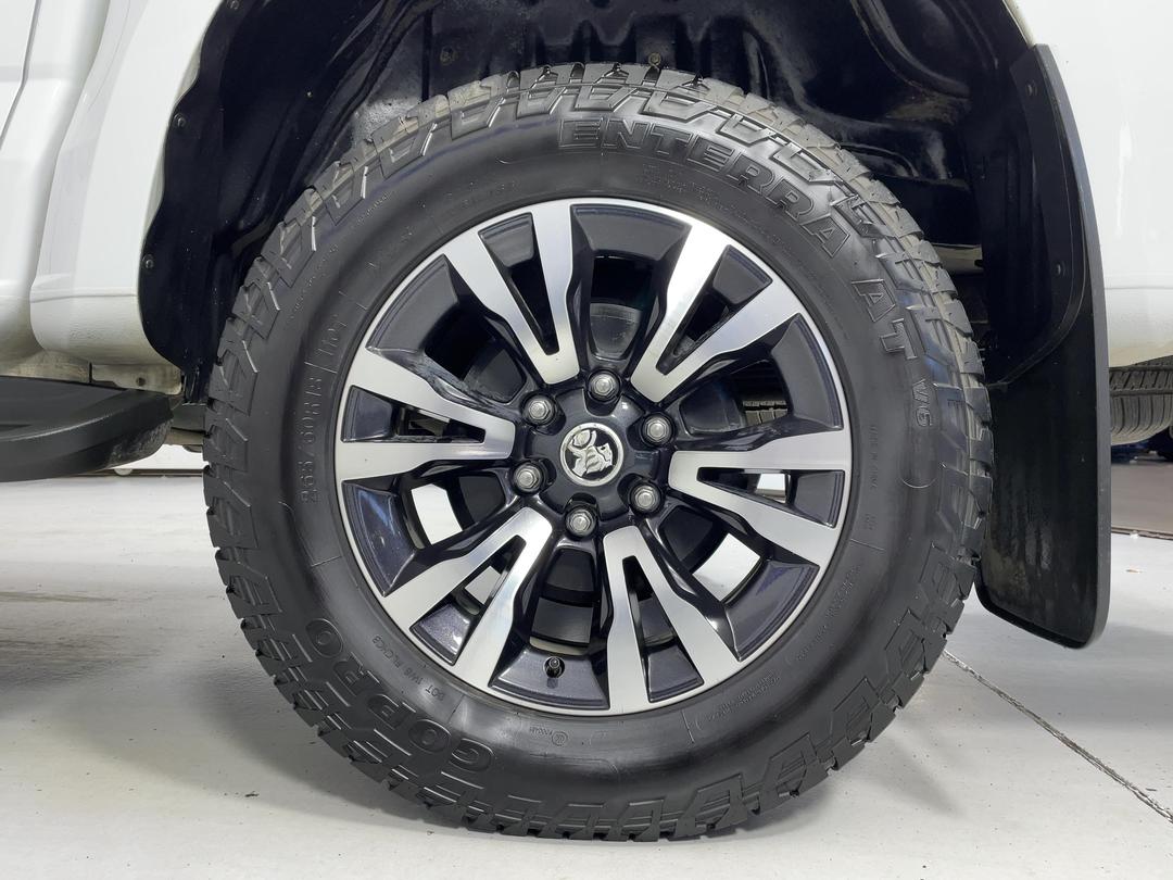 Photo '11' of Holden Colorado