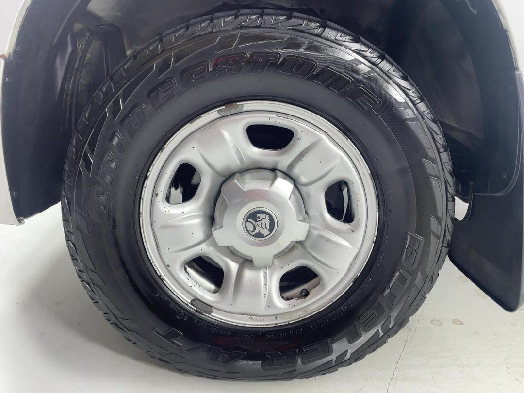 Photo '10' of Holden Colorado