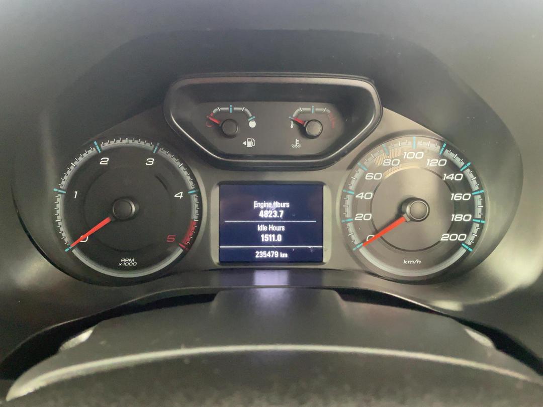Photo '21' of Holden Colorado