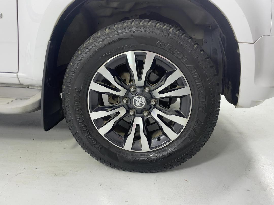 Photo '9' of Holden Colorado