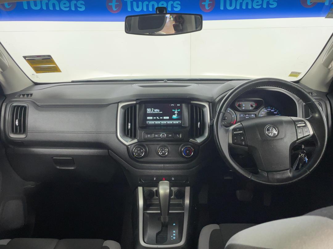 Photo '17' of Holden Colorado