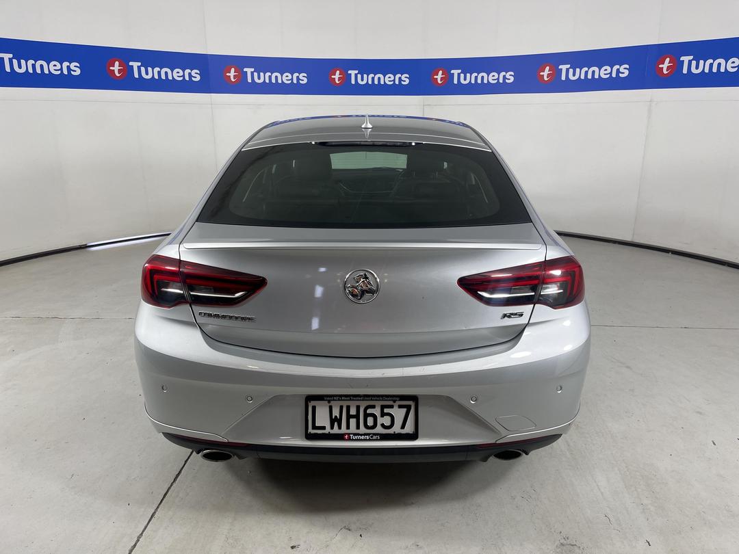 Photo '6' of Holden Commodore