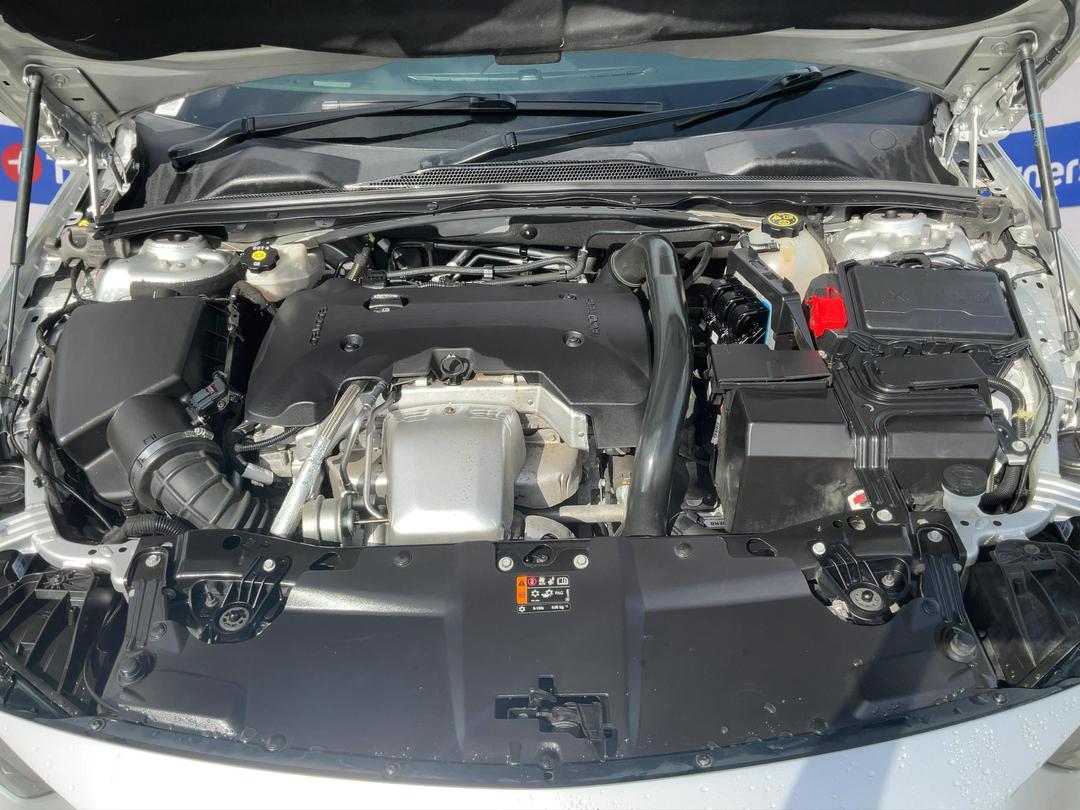 Photo '13' of Holden Commodore